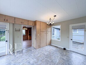 525 Sweaney St in Port Orchard, WA - Building Photo - Building Photo