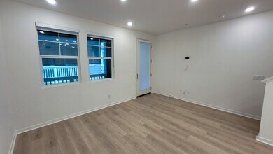 16428 Whittier Blvd in Whittier, CA - Building Photo - Building Photo