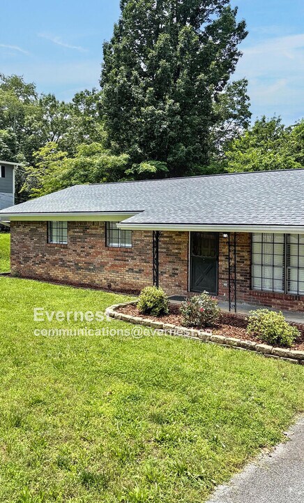 4411 Comet Trail in Chattanooga, TN - Building Photo