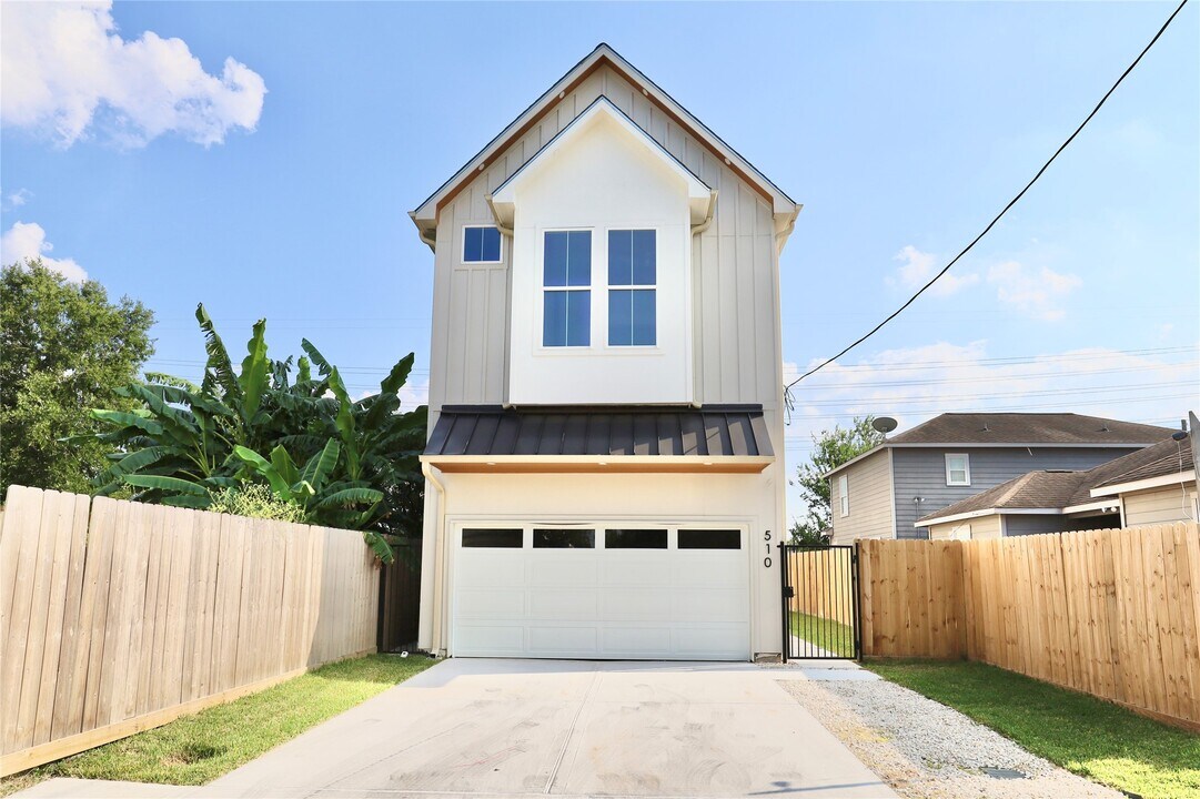 510 E 37th St in Houston, TX - Building Photo
