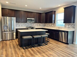 5656 Grosbeak Dr in Greenwood, IN - Building Photo - Building Photo