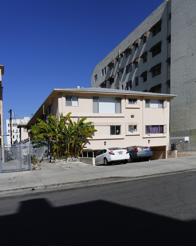 515 S Serrano Ave in Los Angeles, CA - Building Photo - Building Photo