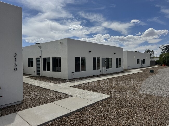2126 N Ralph Ave in Tucson, AZ - Building Photo - Building Photo