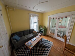 37 St Paul St in Montpelier, VT - Building Photo - Building Photo