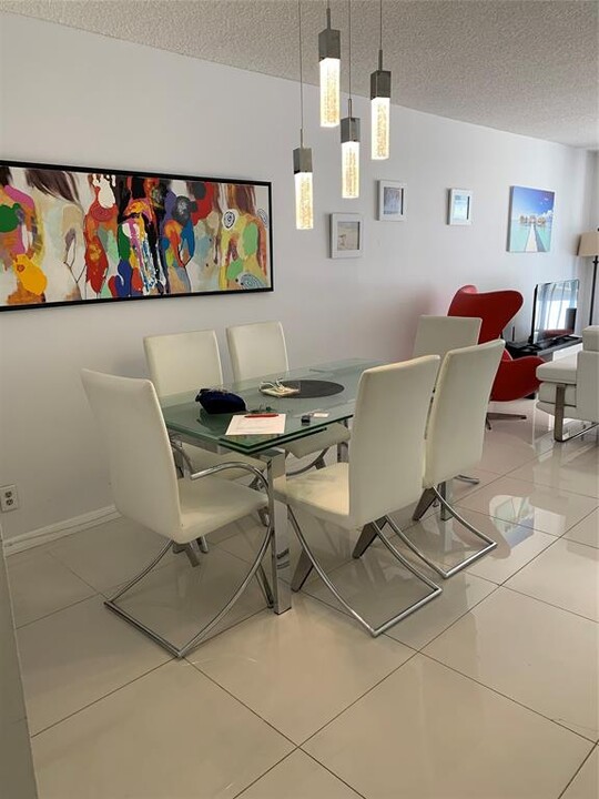 101 Briny Ave, Unit 806 in Pompano Beach, FL - Building Photo
