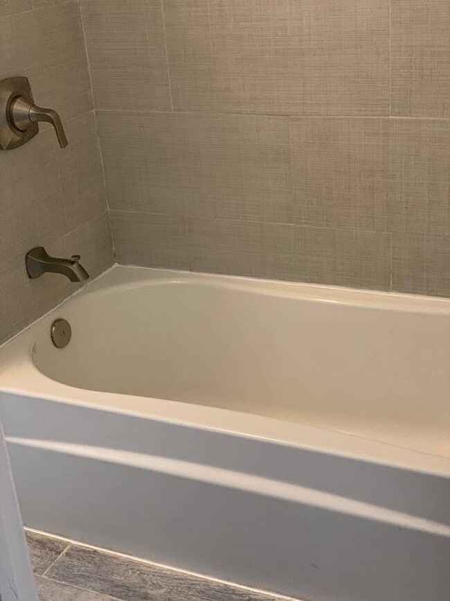 182 Carlton Ave, Unit Apartment#1 in Brooklyn, NY - Building Photo - Building Photo