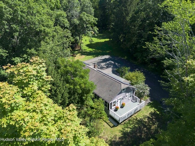 159 Ketchamtown Rd in Wappingers Falls, NY - Building Photo - Building Photo