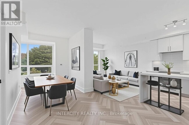 property at 2075 King Rd