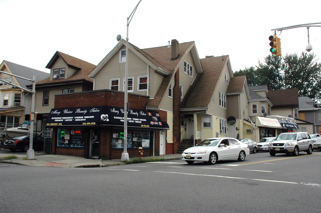 141 Broadway in Passaic, NJ - Building Photo