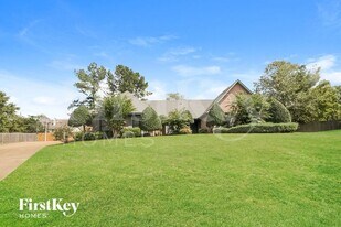 594 Featherwind Cove N in Memphis, TN - Building Photo