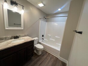 102 Briana Villa Ln in Waynesville, MO - Building Photo - Building Photo