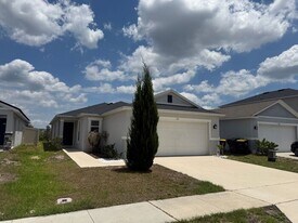 711 Scrub Oak Hammock Rd in Davenport, FL - Building Photo