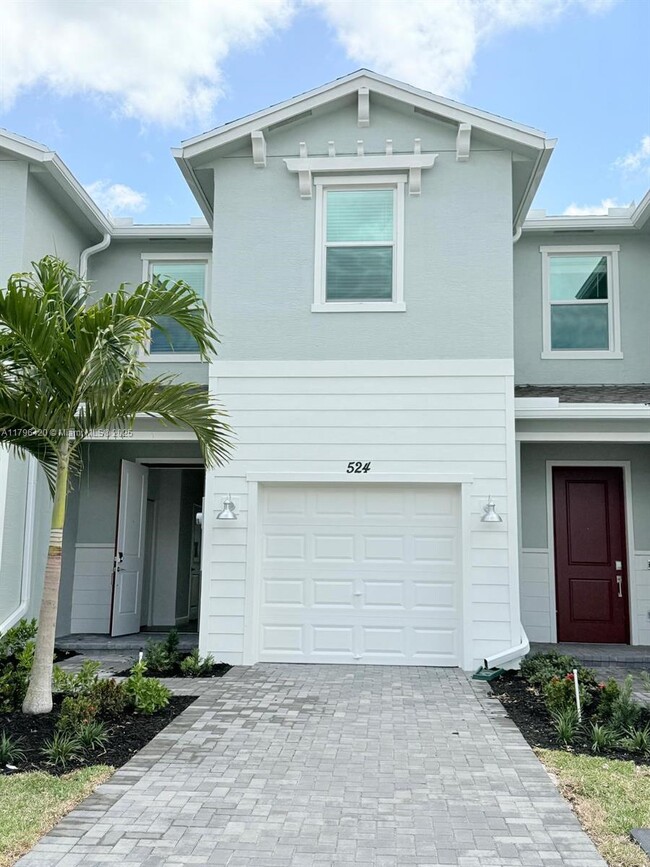 property at 524 Rivergrass St