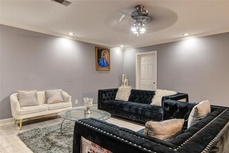 6238 Weststar Ln in Houston, TX - Building Photo - Building Photo