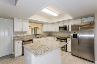 506 Mahogany Dr in Seffner, FL - Building Photo - Building Photo