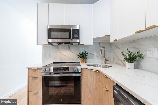 507 W Dauphin St in Philadelphia, PA - Building Photo - Building Photo