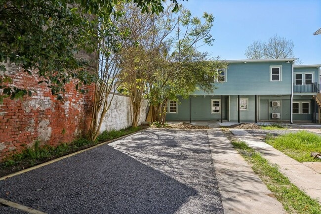 720 Spain St in New Orleans, LA - Building Photo - Building Photo