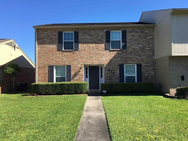 property at 5750 Townhouse Ln