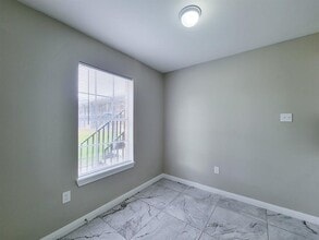 3206 Lobit Dr in Dickinson, TX - Building Photo - Building Photo