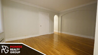 435 W Roscoe St, Unit 425-106 in Chicago, IL - Building Photo - Building Photo