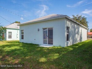 2465 87th Ave in Vero Beach, FL - Building Photo - Building Photo