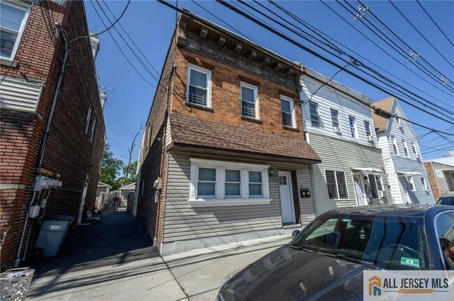 property at 307 Pershing Ave