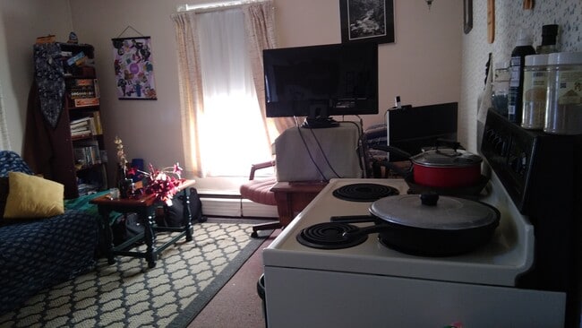 94 Loomis St, Unit 94 LOOMIS