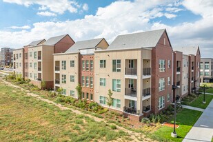 Sorella at Loretto Heights in Denver, CO - Building Photo