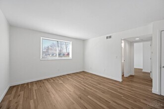 2640 Stanton Ave in Cincinnati, OH - Building Photo - Building Photo