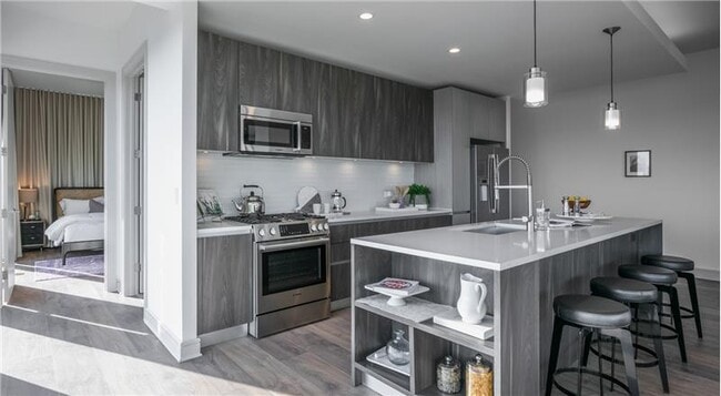 3410 Yoakum Blvd in Houston, TX - Building Photo - Building Photo