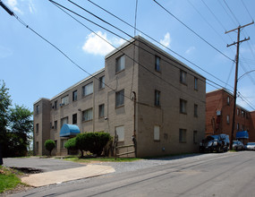 5019 B St SE in Washington, DC - Building Photo - Building Photo