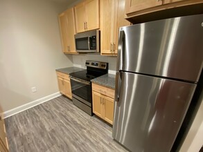 Marcom Street Apartments in Raleigh, NC - Building Photo - Building Photo