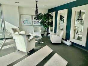 7857 W Manchester Ave in Los Angeles, CA - Building Photo - Building Photo