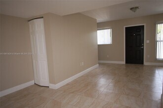 479 NW 19th St in Miami, FL - Building Photo - Building Photo