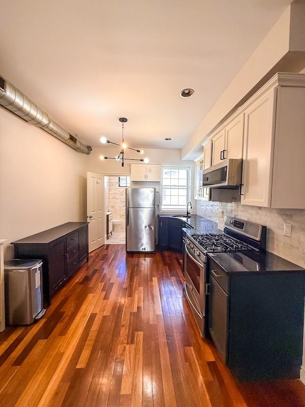 96 Bowers St in Jersey City, NJ - Building Photo - Building Photo