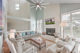 1115 Duneside Rd in Kiawah Island, SC - Foto de edificio - Building Photo