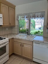 22008 Lemarsh St in Chatsworth, CA - Building Photo - Building Photo