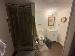 24 Marrow Ln, Unit Basement apartment in Leicester, NC - Building Photo - Building Photo