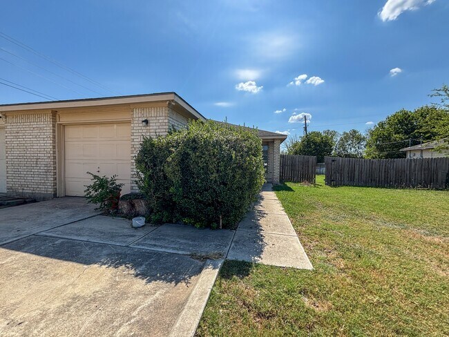 property at 105 Long Ln