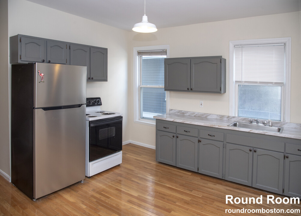 74 Auckland St, Unit 1 in Boston, MA - Building Photo