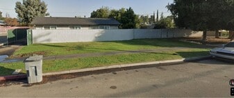 4365 E Sierra Madre Ave in Fresno, CA - Building Photo
