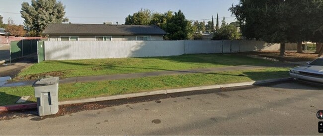 4365 E Sierra Madre Ave, Unit A/B