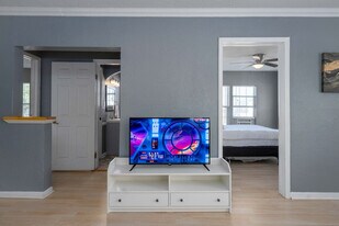 1802 Morgan Ave in Corpus Christi, TX - Building Photo