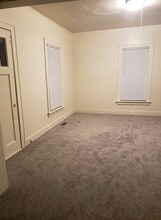 300 1st Ave in Red Oak, IA - Building Photo - Building Photo