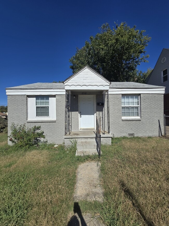 property at 2501 NE 16th St