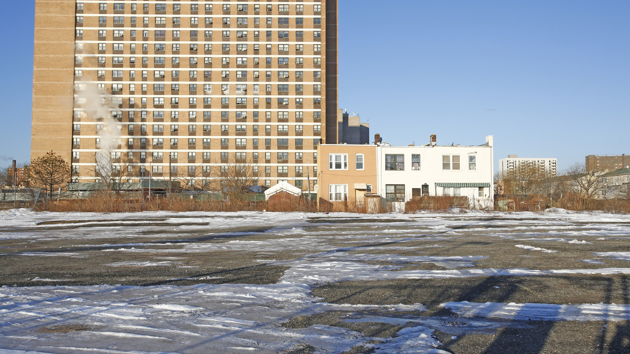 2930 W 19th St in Brooklyn, NY - Building Photo