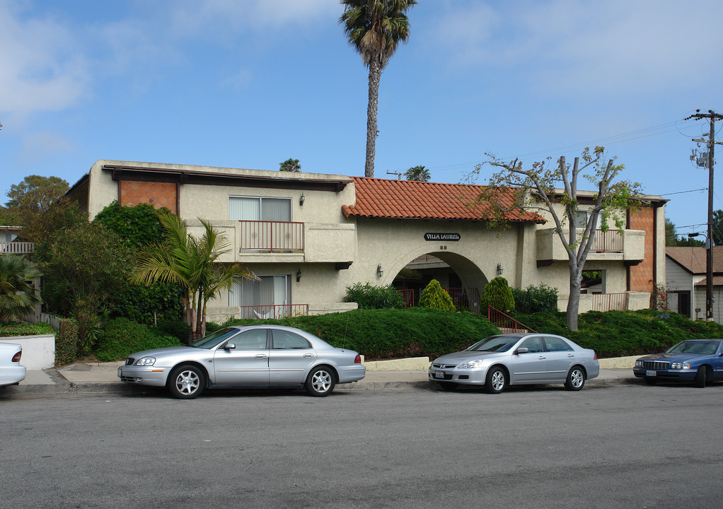 Villa Laurel Apartments in Ventura, CA - Foto de edificio