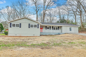 103 Zion Wood Rd in Loganville, GA - Building Photo - Building Photo