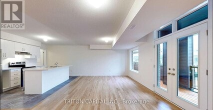 14 Bannister Rd in Barrie, ON - Building Photo - Building Photo