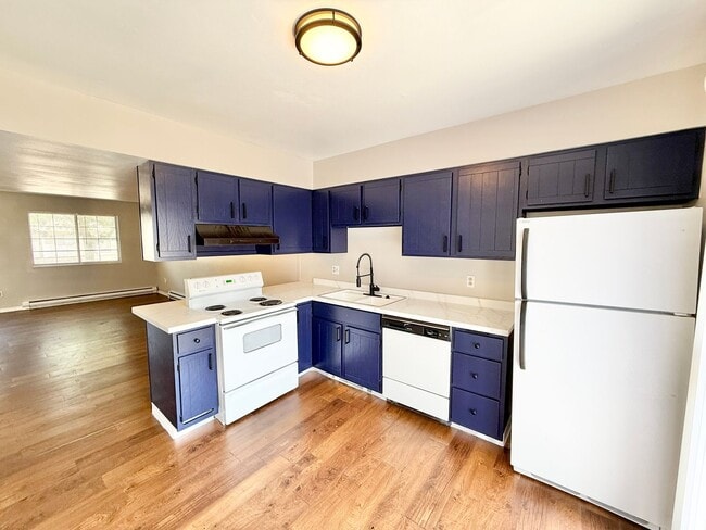 property at 37 Royal Crest Dr